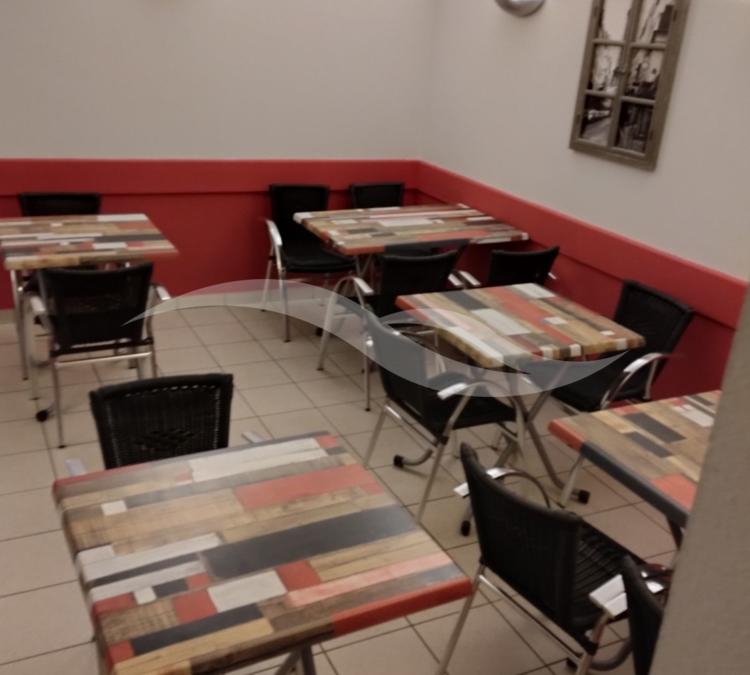 M0332 | BAR – RESTAURANT DE VILLAGE