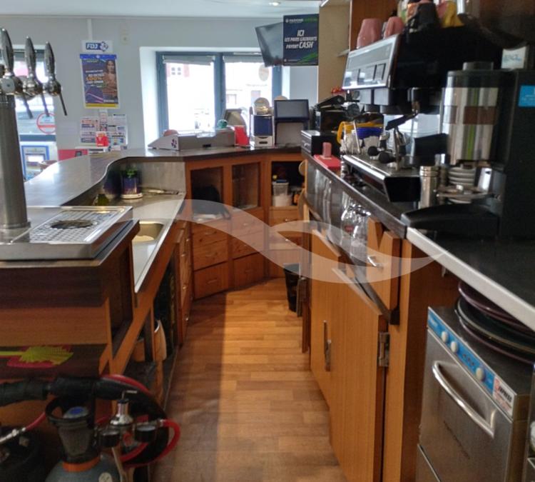 M0332 | BAR – RESTAURANT DE VILLAGE
