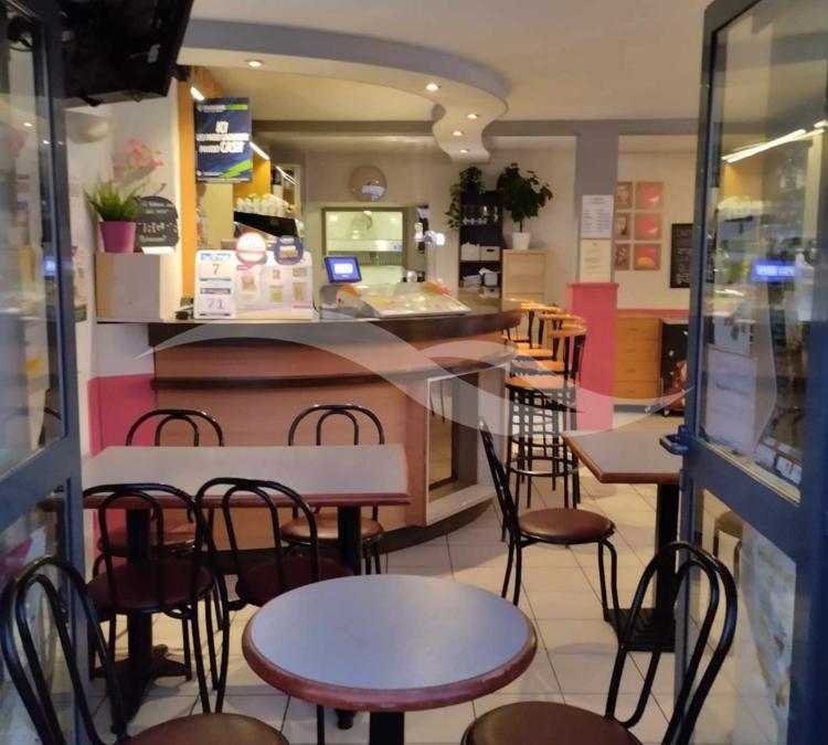 M0332 | BAR – RESTAURANT DE VILLAGE