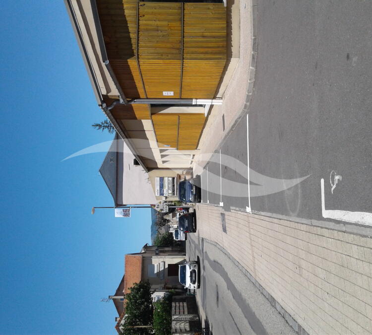 A0037 | Local commercial