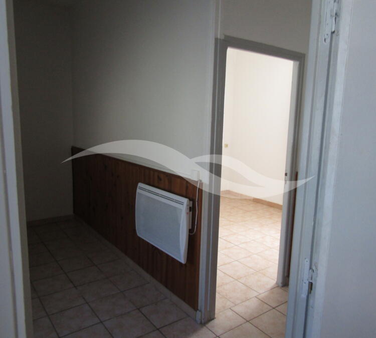 A0047 | BUREAUX