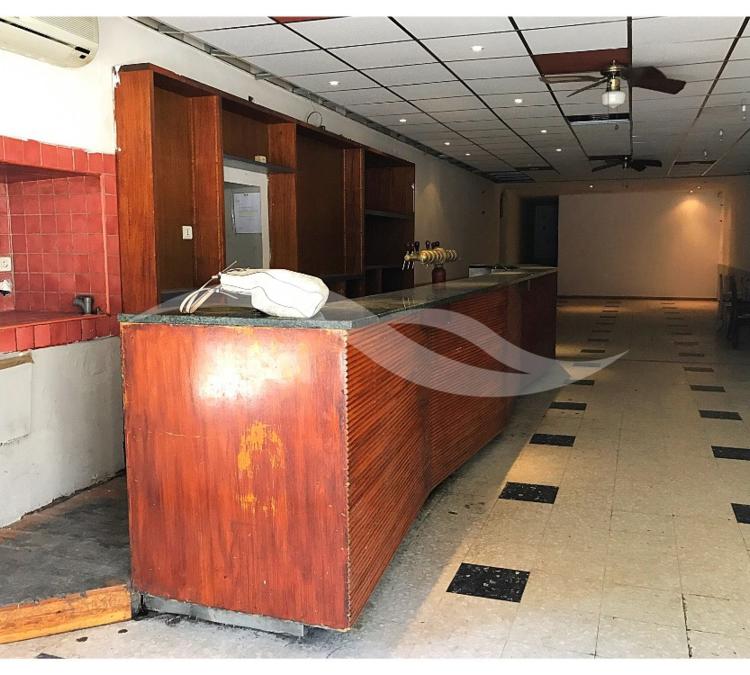 G02 | Local commercial pour activité brasserie + licence