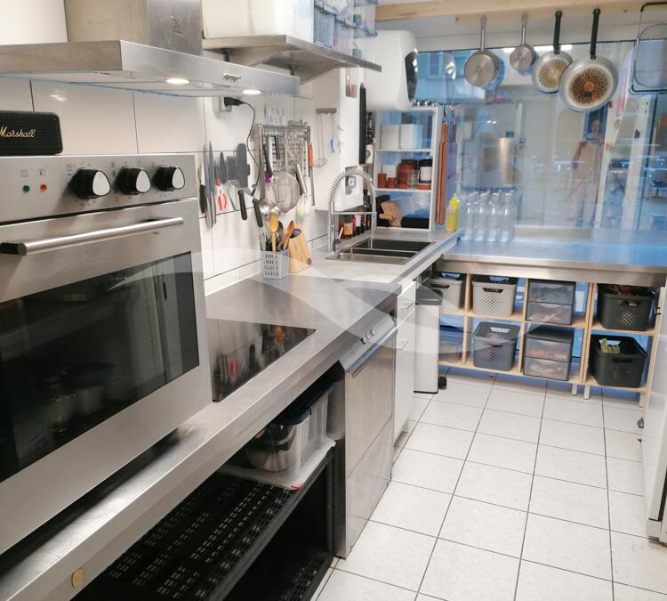 M0384 | RESTAURANT TRADITIONNEL | 2 M0384 | RESTAURANT TRADITIONNEL