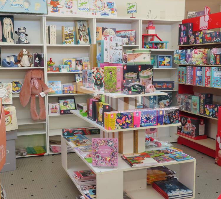 S0143 | Librairie